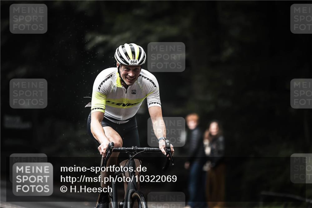 13.09.2026 - Stadtparktriathlon H.Heesch http://msf.ph/oto/10322069 13.09.2026 11:58:44 Radfahren 864, 886, 888, 894, 980 meine-sportfotos.de