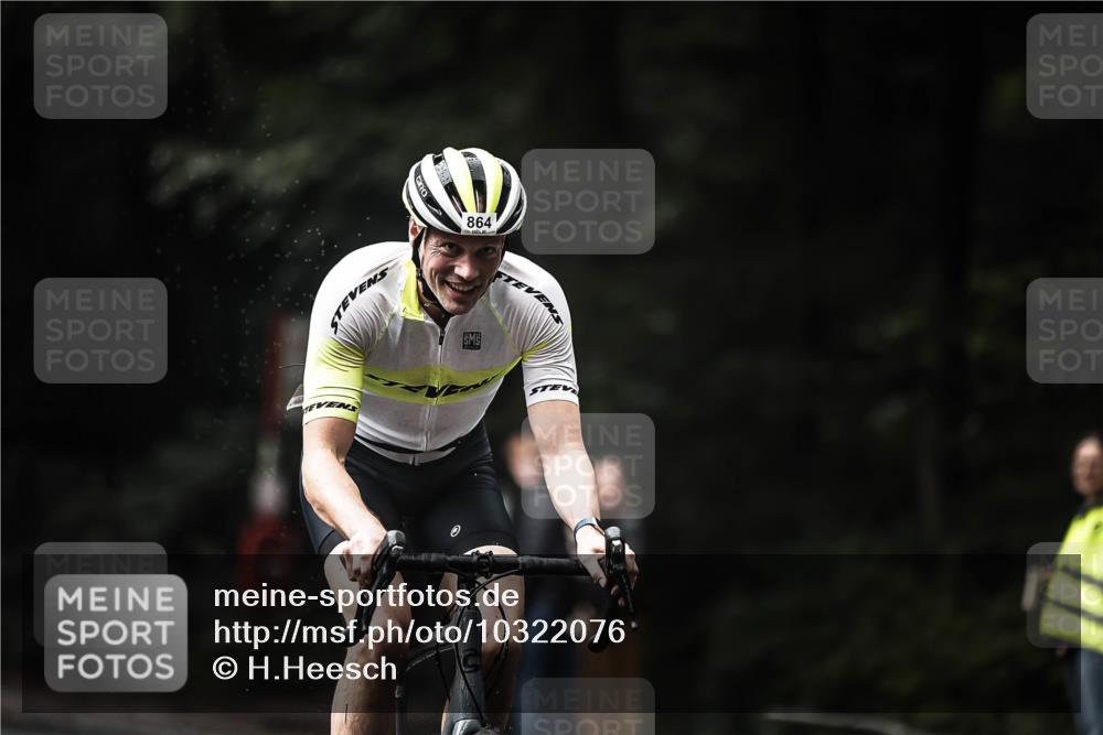 13.09.2026 - Stadtparktriathlon H.Heesch http://msf.ph/oto/10322076 13.09.2026 11:58:44 Radfahren 864, 886, 888, 894, 980 meine-sportfotos.de