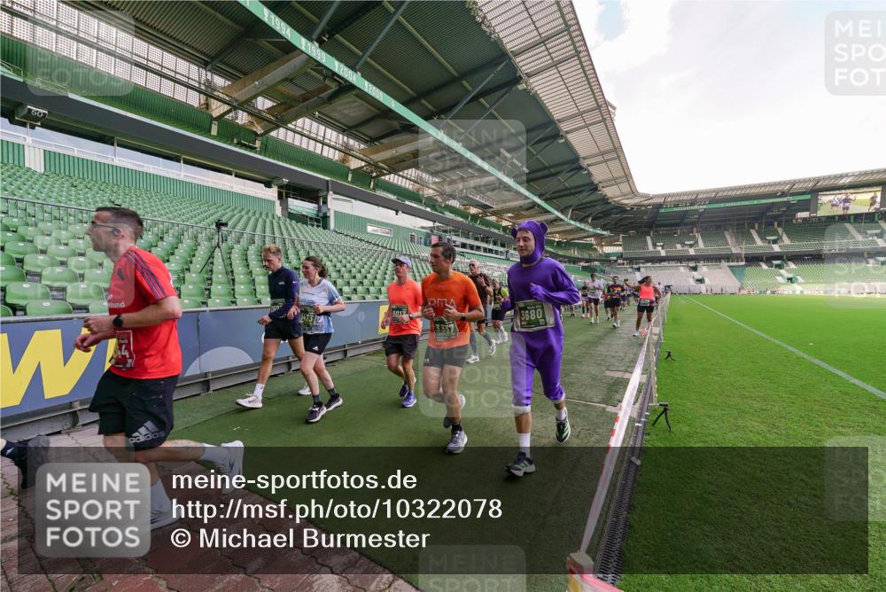 13.09.2026 - 21. swb-Marathon Bremen Michael Burmester http://msf.ph/oto/10322078 13.09.2026 13:22:52 Laufen im Stadion 128, 160, 211, 258, 343, 351, 434, 441, 533, 571, 601, 609, 708, 851, 892, 1060, 1094, 1157, 1178, 1259, 1331, 1344, 1417, 1518, 1657, 1669, 1691, 1729, 1746, 1788, 1883, 2213, 2290, 2433, 2475, 2504, 2526, 2619, 2632, 2652, 2660, 2685, 2711, 2828, 2936, 2964, 2968, 2995, 3022, 3034, 3225, 3252, 3282, 3292, 3347, 3351, 3395, 3423, 3447, 3505, 3530, 3559, 3682, 3727, 3770, 3784, 3819, 4020, 4054, 4231, 4406, 4407, 4431, 4466, 4467, 4584, 1506 meine-sportfotos.de