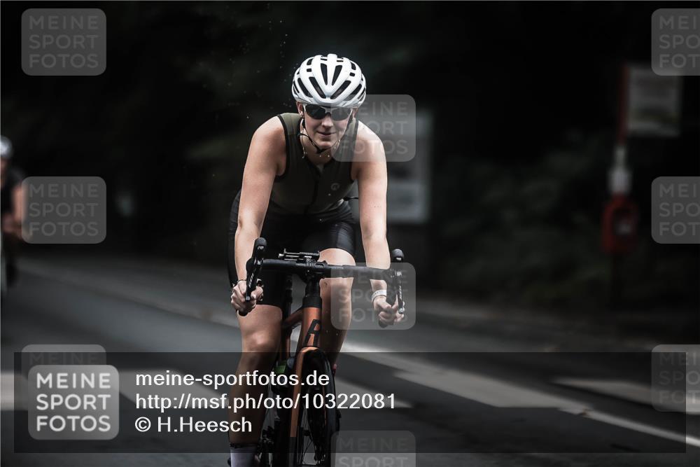 13.09.2026 - Stadtparktriathlon H.Heesch http://msf.ph/oto/10322081 13.09.2026 13:07:46 Radfahren 1194, 1221, 1249, 1264, 1292, 1310, 1341, 1423, 1428 meine-sportfotos.de