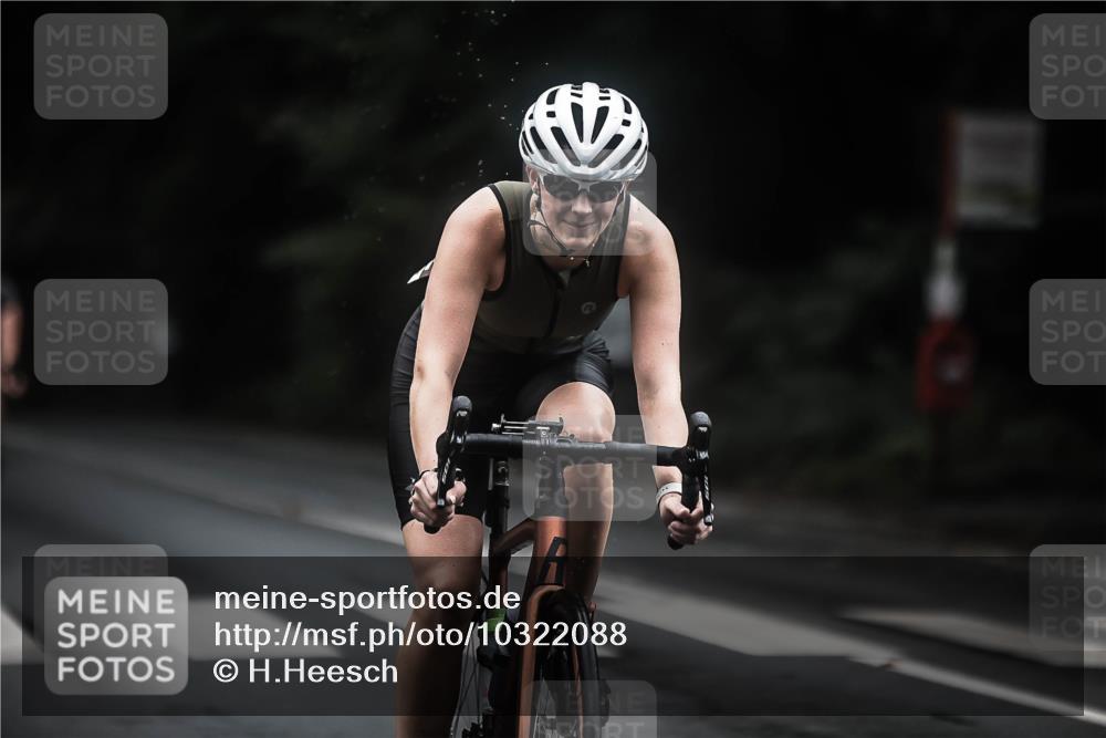 13.09.2026 - Stadtparktriathlon H.Heesch http://msf.ph/oto/10322088 13.09.2026 13:07:46 Radfahren 1194, 1221, 1249, 1264, 1292, 1310, 1341, 1423, 1428 meine-sportfotos.de