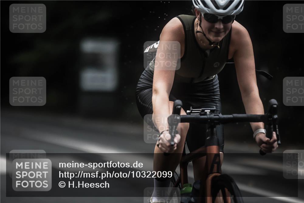 13.09.2026 - Stadtparktriathlon H.Heesch http://msf.ph/oto/10322099 13.09.2026 13:07:47 Radfahren 1194, 1221, 1249, 1264, 1292, 1310, 1423, 1428 meine-sportfotos.de
