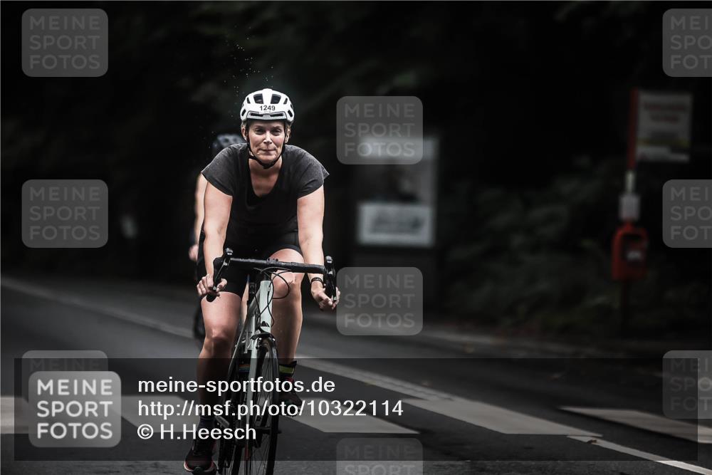 13.09.2026 - Stadtparktriathlon H.Heesch http://msf.ph/oto/10322114 13.09.2026 13:07:49 Radfahren 1194, 1221, 1249, 1292, 1310, 1400, 1423, 1428 meine-sportfotos.de