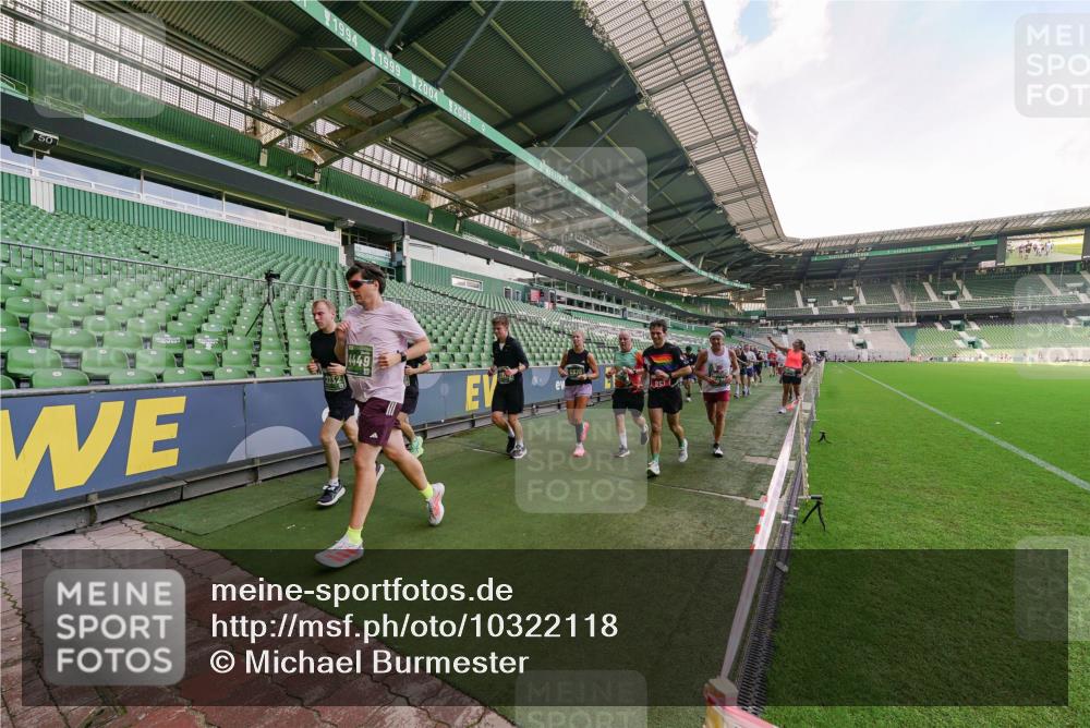 13.09.2026 - 21. swb-Marathon Bremen Michael Burmester http://msf.ph/oto/10322118 13.09.2026 13:22:57 Laufen im Stadion 128, 160, 211, 258, 343, 351, 434, 441, 533, 571, 609, 708, 851, 892, 1060, 1157, 1178, 1259, 1331, 1344, 1417, 1518, 1657, 1669, 1691, 1729, 1746, 1788, 1883, 2213, 2290, 2433, 2445, 2475, 2495, 2504, 2526, 2619, 2632, 2652, 2660, 2685, 2711, 2768, 2936, 2964, 2968, 2995, 3022, 3034, 3225, 3252, 3282, 3292, 3347, 3351, 3395, 3423, 3447, 3505, 3530, 3559, 3682, 3727, 3770, 3784, 3819, 4020, 4054, 4231, 4406, 4407, 4431, 4466, 4467, 4584, 1506 meine-sportfotos.de