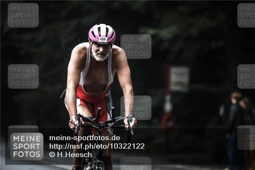 13.09.2026 - Stadtparktriathlon H.Heesch http://msf.ph/oto/10322122 13.09.2026 11:58:50 Radfahren 823, 864, 886, 980 meine-sportfotos.de