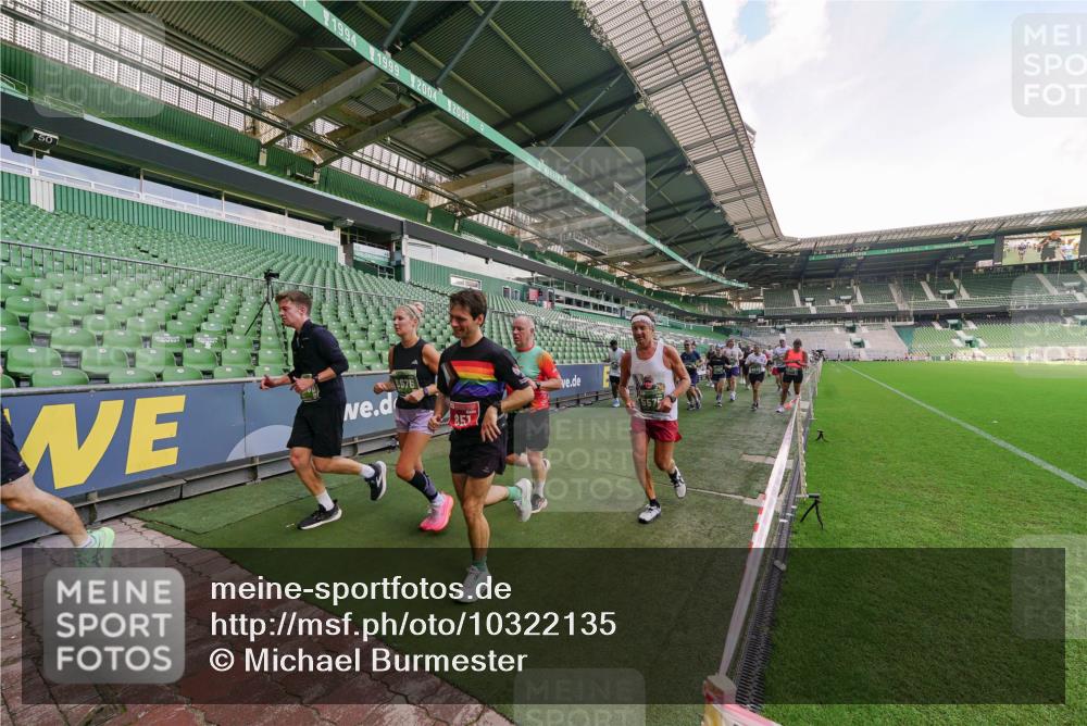 13.09.2026 - 21. swb-Marathon Bremen Michael Burmester http://msf.ph/oto/10322135 13.09.2026 13:22:58 Laufen im Stadion 128, 160, 211, 258, 343, 351, 434, 533, 571, 609, 708, 851, 892, 1060, 1157, 1178, 1259, 1331, 1344, 1417, 1657, 1669, 1691, 1729, 1746, 1788, 1883, 2213, 2286, 2290, 2433, 2445, 2475, 2495, 2504, 2526, 2619, 2632, 2652, 2660, 2685, 2711, 2768, 2936, 2964, 2968, 2995, 3022, 3034, 3225, 3252, 3282, 3292, 3347, 3351, 3364, 3395, 3423, 3447, 3505, 3530, 3559, 3682, 3727, 3770, 3784, 3819, 4020, 4054, 4231, 4406, 4407, 4431, 4466, 4467, 4584, 1506 meine-sportfotos.de