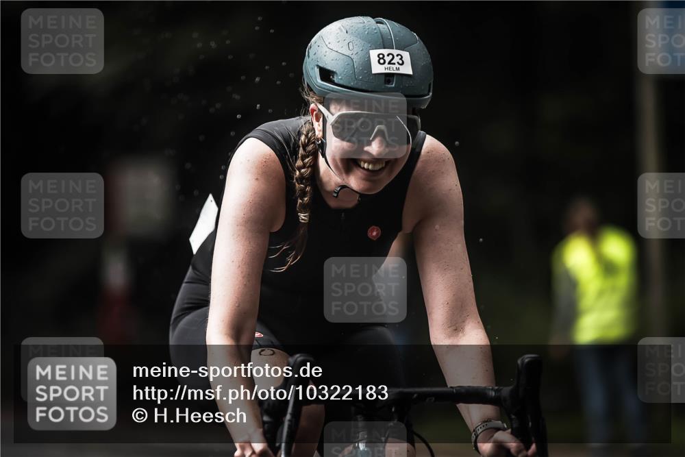 13.09.2026 - Stadtparktriathlon H.Heesch http://msf.ph/oto/10322183 13.09.2026 11:58:56 Radfahren 823 meine-sportfotos.de