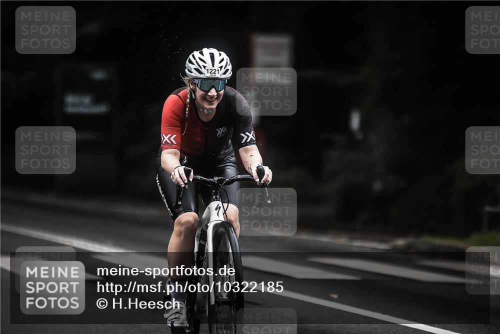 13.09.2026 - Stadtparktriathlon H.Heesch http://msf.ph/oto/10322185 13.09.2026 13:07:53 Radfahren 1221, 1249, 1400, 1428 meine-sportfotos.de
