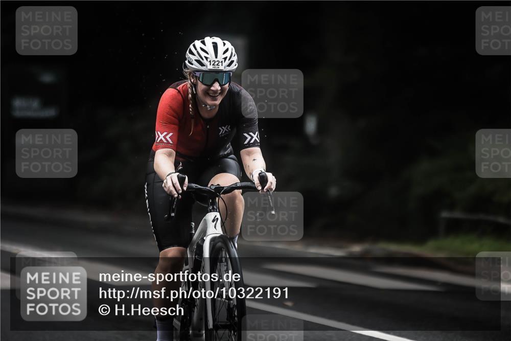13.09.2026 - Stadtparktriathlon H.Heesch http://msf.ph/oto/10322191 13.09.2026 13:07:53 Radfahren 1221, 1249, 1400, 1428 meine-sportfotos.de