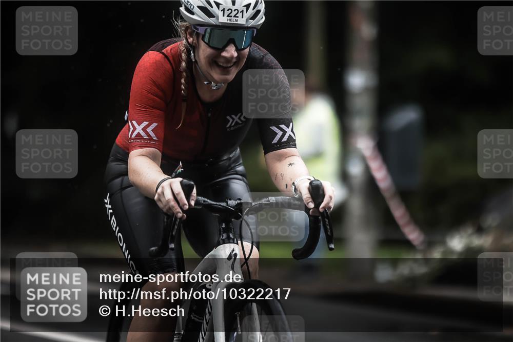 13.09.2026 - Stadtparktriathlon H.Heesch http://msf.ph/oto/10322217 13.09.2026 13:07:54 Radfahren 1221, 1249, 1400, 1418, 1428 meine-sportfotos.de