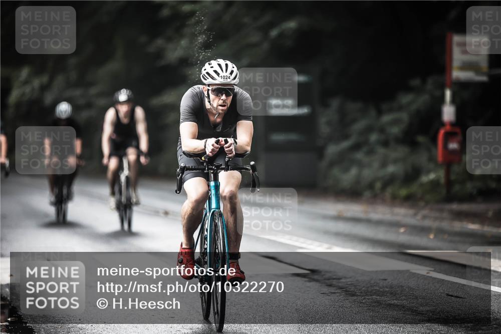 13.09.2026 - Stadtparktriathlon H.Heesch http://msf.ph/oto/10322270 13.09.2026 11:59:08 Radfahren 878, 903, 911, 955, 998, 1007, 1024 meine-sportfotos.de