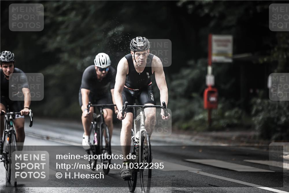 13.09.2026 - Stadtparktriathlon H.Heesch http://msf.ph/oto/10322295 13.09.2026 11:59:10 Radfahren 878, 911, 955, 998, 1007, 1024 meine-sportfotos.de