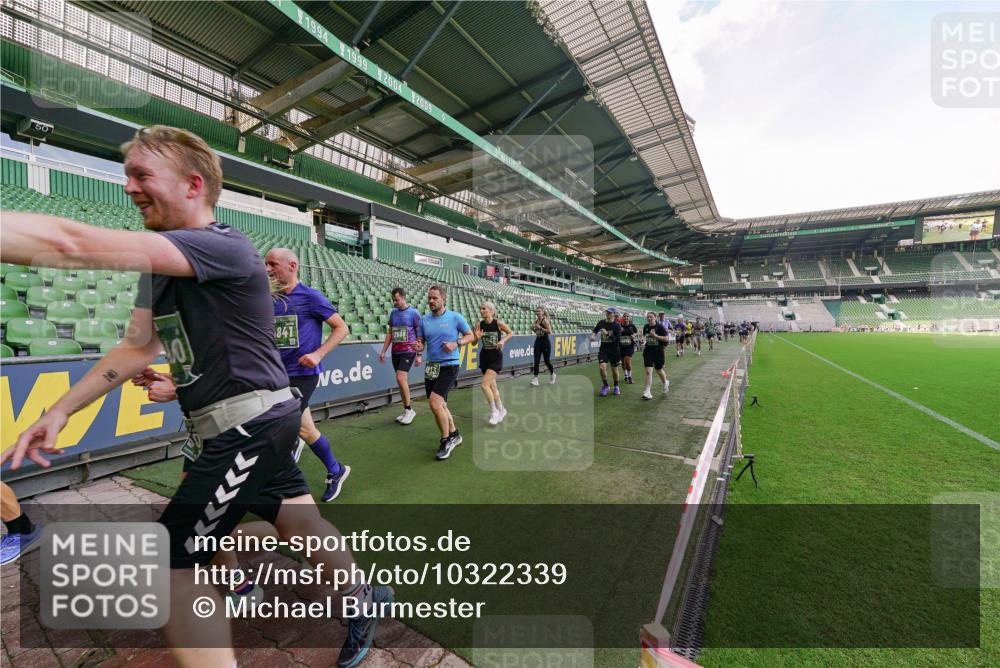 13.09.2026 - 21. swb-Marathon Bremen Michael Burmester http://msf.ph/oto/10322339 13.09.2026 13:23:25 Laufen im Stadion 137, 160, 182, 211, 324, 343, 434, 533, 571, 609, 708, 721, 739, 743, 892, 1157, 1178, 1259, 1273, 1331, 1471, 1597, 1598, 1657, 1669, 1691, 1746, 1788, 1883, 1944, 2213, 2252, 2286, 2290, 2433, 2445, 2465, 2475, 2495, 2503, 2504, 2526, 2619, 2632, 2660, 2685, 2711, 2768, 2776, 2936, 2964, 2968, 3252, 3282, 3288, 3289, 3292, 3312, 3347, 3351, 3364, 3395, 3423, 3447, 3505, 3530, 3559, 3682, 3727, 3770, 3784, 3819, 4020, 4054, 4231, 4406, 4407, 4431, 4466, 4467, 4584, 1506 meine-sportfotos.de