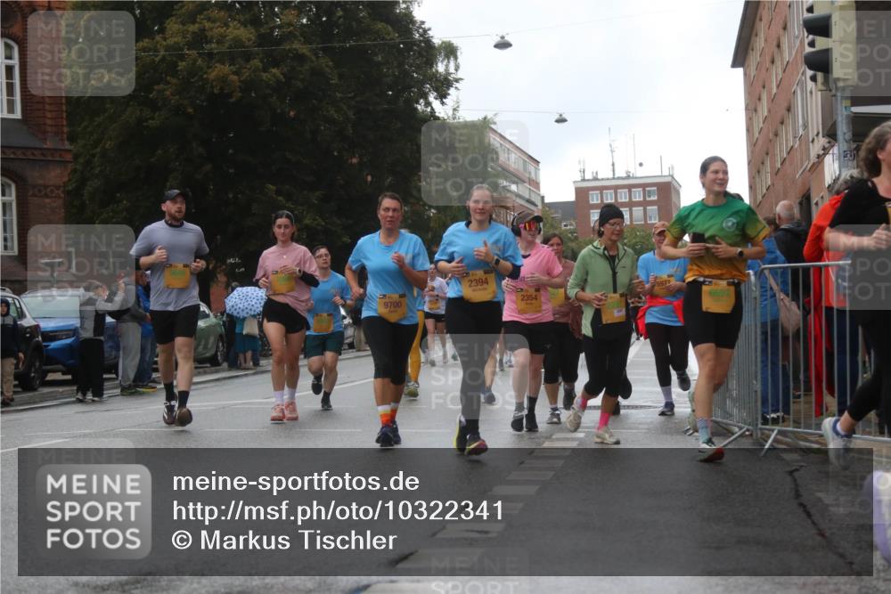 13.09.2026 - Kiel Lauf Markus Tischler http://msf.ph/oto/10322341 13.09.2026 10:57:03 Fleethörn 3008, 9700, 2394, 2354, 5977 meine-sportfotos.de