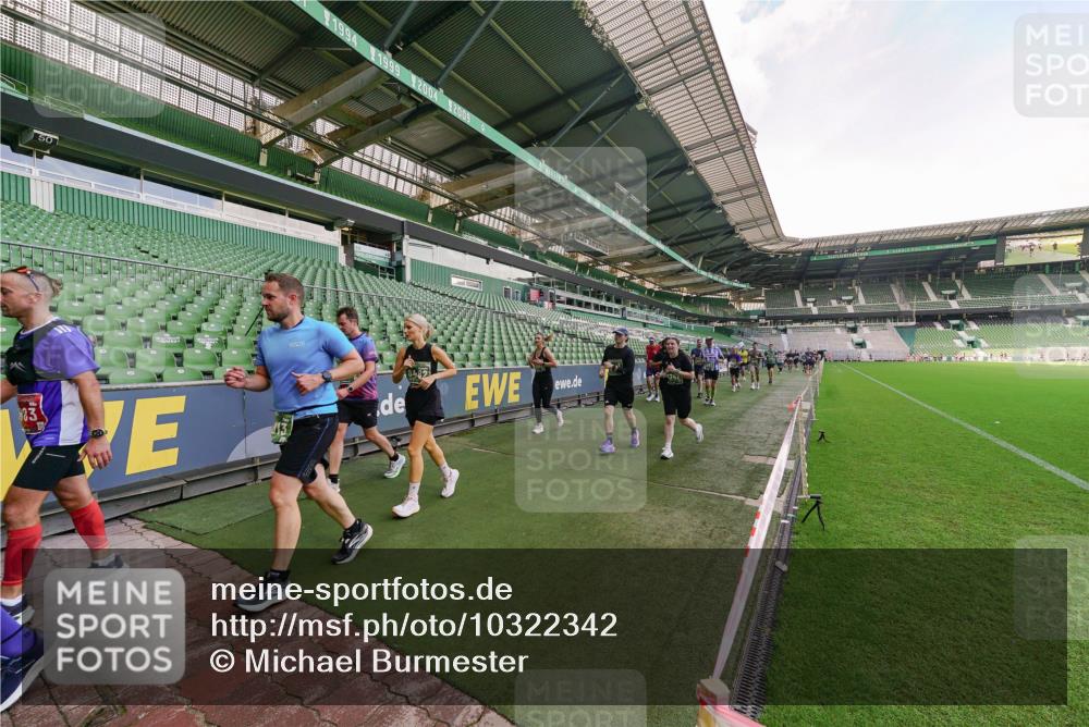 13.09.2026 - 21. swb-Marathon Bremen Michael Burmester http://msf.ph/oto/10322342 13.09.2026 13:23:26 Laufen im Stadion 137, 160, 182, 211, 324, 343, 434, 533, 571, 609, 708, 721, 739, 743, 892, 1157, 1178, 1259, 1273, 1331, 1471, 1597, 1598, 1657, 1669, 1691, 1746, 1788, 1883, 1944, 2213, 2252, 2286, 2290, 2433, 2445, 2465, 2475, 2495, 2503, 2504, 2526, 2571, 2619, 2632, 2660, 2685, 2711, 2768, 2776, 2936, 2964, 2968, 3252, 3282, 3288, 3289, 3292, 3312, 3347, 3351, 3364, 3395, 3423, 3447, 3505, 3530, 3559, 3682, 3727, 3770, 3784, 3819, 4020, 4054, 4231, 4406, 4407, 4431, 4466, 4467, 4584, 1506 meine-sportfotos.de