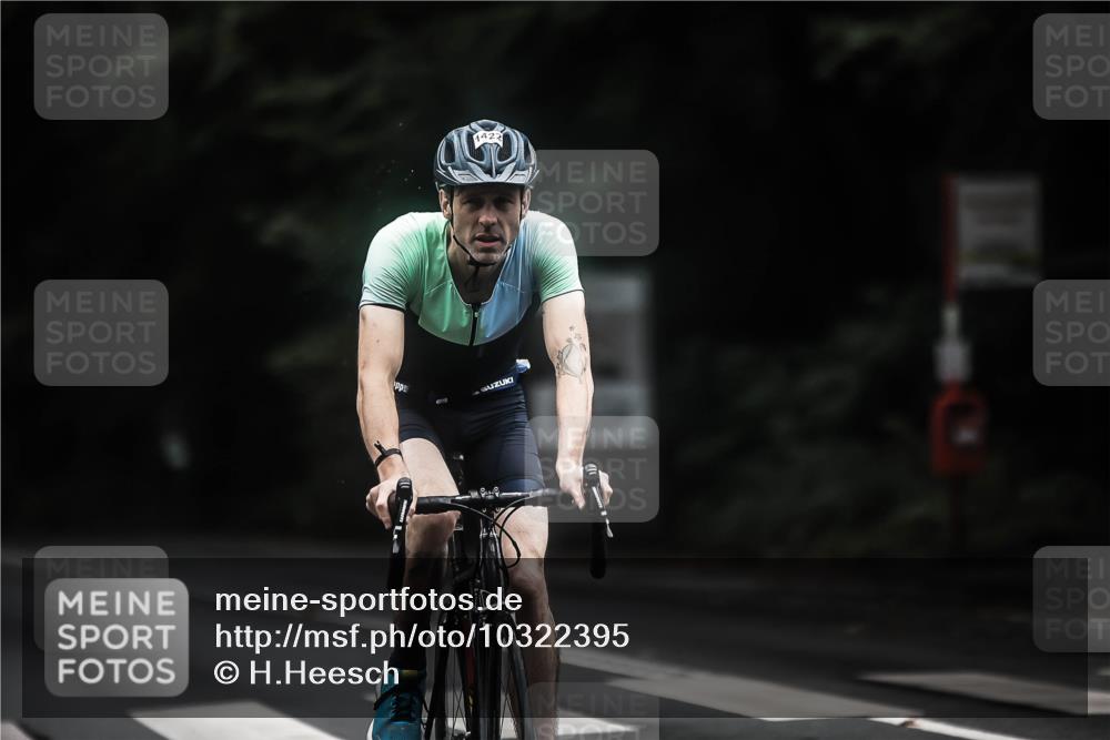 13.09.2026 - Stadtparktriathlon H.Heesch http://msf.ph/oto/10322395 13.09.2026 13:08:14 Radfahren 1228, 1282, 1285, 1307, 1422 meine-sportfotos.de
