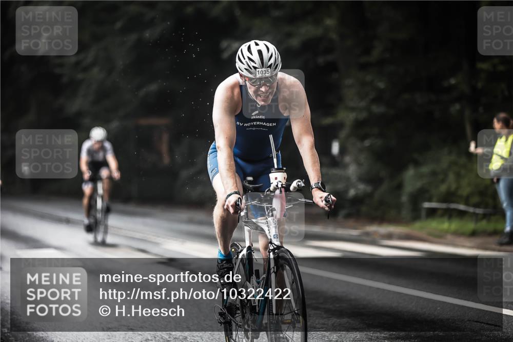 13.09.2026 - Stadtparktriathlon H.Heesch http://msf.ph/oto/10322422 13.09.2026 11:59:31 Radfahren 830, 851, 902, 957, 971, 1035, 1066 meine-sportfotos.de