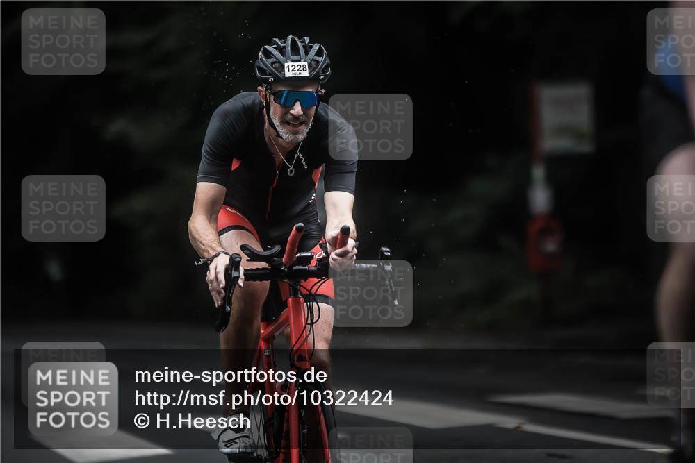 13.09.2026 - Stadtparktriathlon H.Heesch http://msf.ph/oto/10322424 13.09.2026 13:08:18 Radfahren 1228, 1285, 1330, 1412, 1422 meine-sportfotos.de