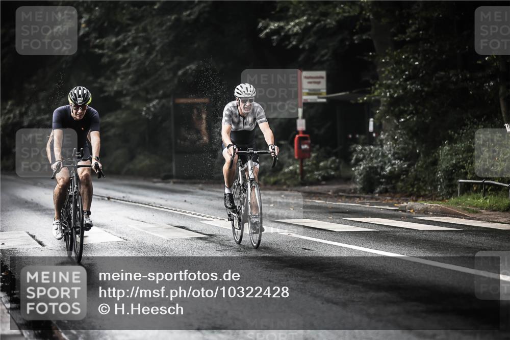 13.09.2026 - Stadtparktriathlon H.Heesch http://msf.ph/oto/10322428 13.09.2026 11:59:32 Radfahren 830, 851, 902, 957, 971, 1035, 1066 meine-sportfotos.de
