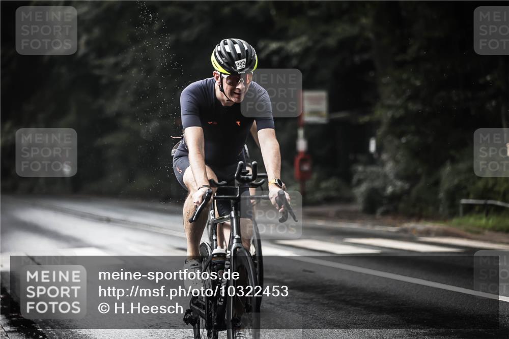 13.09.2026 - Stadtparktriathlon H.Heesch http://msf.ph/oto/10322453 13.09.2026 11:59:33 Radfahren 830, 851, 902, 957, 971, 1035, 1066 meine-sportfotos.de
