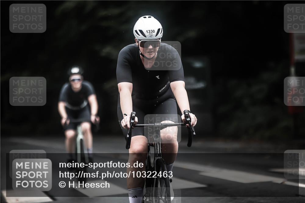 13.09.2026 - Stadtparktriathlon H.Heesch http://msf.ph/oto/10322463 13.09.2026 13:08:22 Radfahren 1228, 1285, 1330, 1412 meine-sportfotos.de