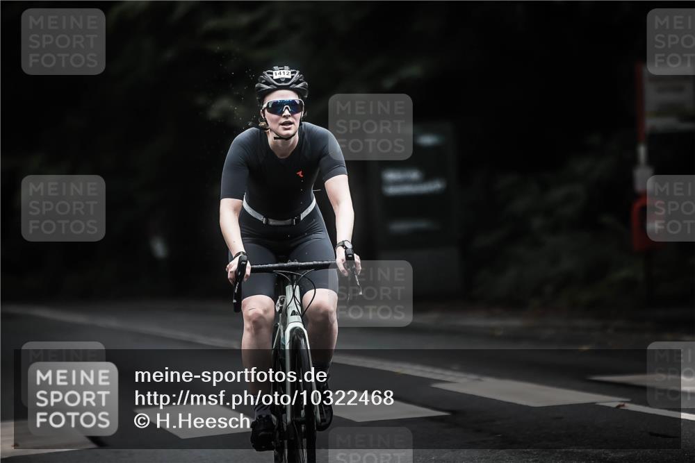 13.09.2026 - Stadtparktriathlon H.Heesch http://msf.ph/oto/10322468 13.09.2026 13:08:23 Radfahren 1228, 1330, 1412 meine-sportfotos.de