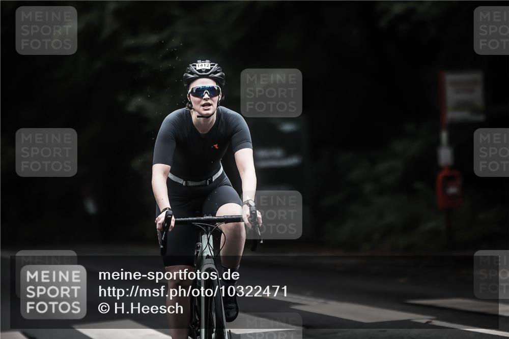 13.09.2026 - Stadtparktriathlon H.Heesch http://msf.ph/oto/10322471 13.09.2026 13:08:23 Radfahren 1228, 1330, 1412 meine-sportfotos.de