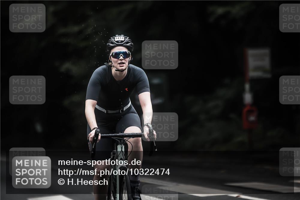 13.09.2026 - Stadtparktriathlon H.Heesch http://msf.ph/oto/10322474 13.09.2026 13:08:23 Radfahren 1228, 1330, 1412 meine-sportfotos.de