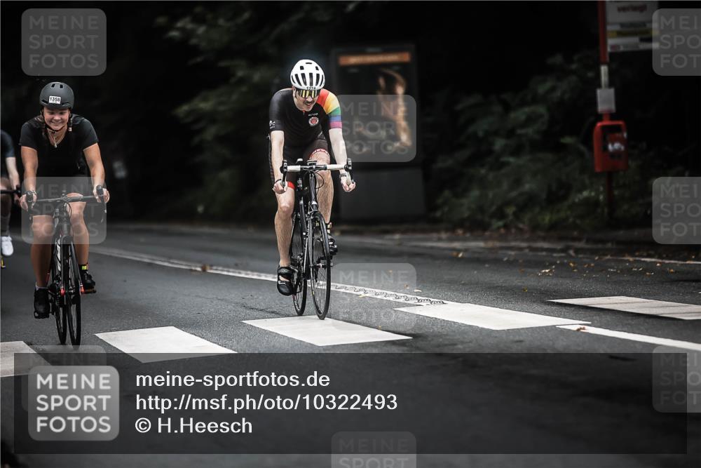 13.09.2026 - Stadtparktriathlon H.Heesch http://msf.ph/oto/10322493 13.09.2026 13:08:30 Radfahren 1274, 1351, 1358, 1376 meine-sportfotos.de