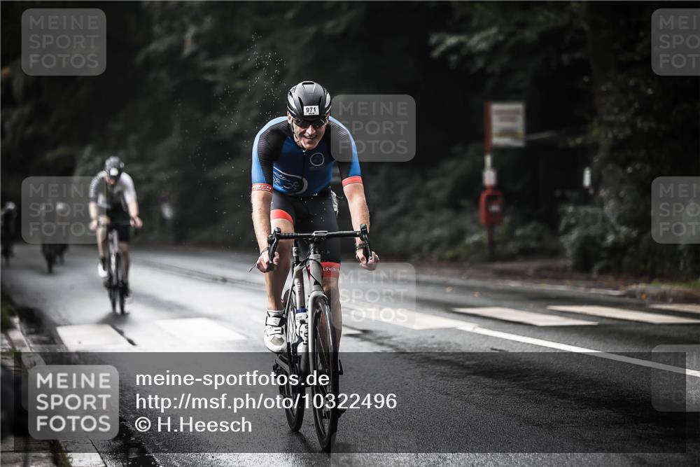 13.09.2026 - Stadtparktriathlon H.Heesch http://msf.ph/oto/10322496 13.09.2026 11:59:36 Radfahren 832, 851, 902, 957, 971, 1035, 1045, 1057, 1066 meine-sportfotos.de