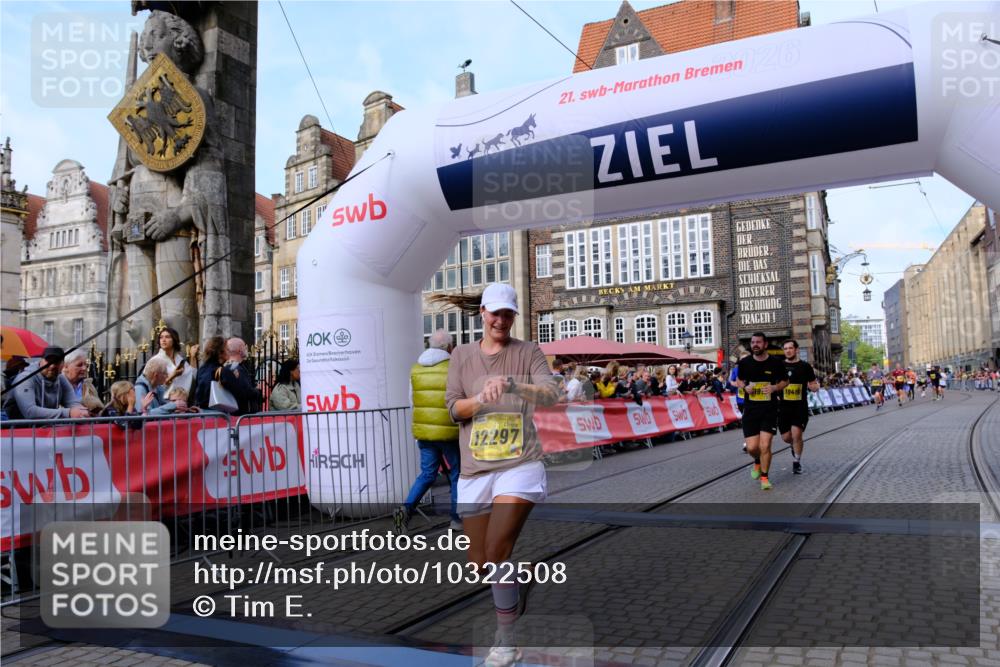 13.09.2026 - 21. swb-Marathon Bremen Tim E. http://msf.ph/oto/10322508 13.09.2026 10:59:21 Ziel 10383, 10415, 10427, 10477, 10668, 10787, 10843, 11034, 11267, 11278, 11602, 11913, 12015, 12118, 12127, 12130, 12131, 12200, 12271, 12297, 12414 meine-sportfotos.de