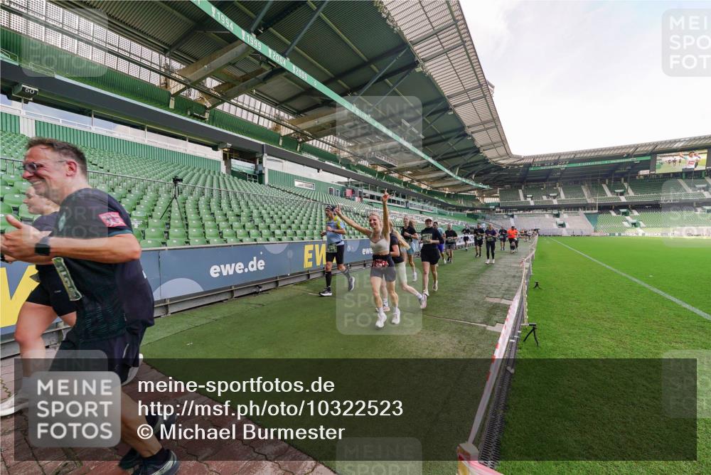 13.09.2026 - 21. swb-Marathon Bremen Michael Burmester http://msf.ph/oto/10322523 13.09.2026 13:23:49 Laufen im Stadion 137, 160, 182, 211, 324, 434, 533, 548, 571, 609, 708, 721, 723, 739, 743, 752, 892, 1157, 1178, 1259, 1273, 1331, 1463, 1471, 1597, 1598, 1691, 1746, 1788, 1883, 1944, 2095, 2211, 2213, 2252, 2286, 2312, 2323, 2433, 2445, 2465, 2475, 2483, 2495, 2503, 2504, 2526, 2571, 2768, 2776, 2936, 2968, 3252, 3282, 3288, 3289, 3292, 3298, 3312, 3347, 3364, 3381, 3395, 3423, 3447, 3505, 3530, 3559, 3727, 3770, 3819, 4020, 4054, 4231, 4406, 4407, 4431, 4466, 4467, 4584 meine-sportfotos.de
