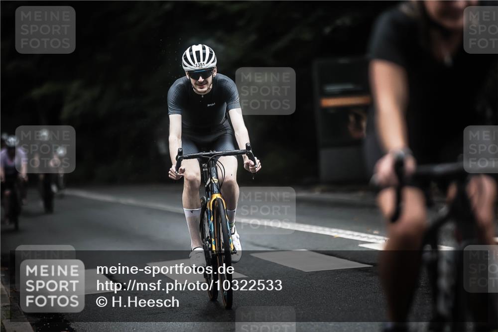 13.09.2026 - Stadtparktriathlon H.Heesch http://msf.ph/oto/10322533 13.09.2026 13:08:32 Radfahren 1212, 1237, 1274, 1294, 1351, 1358, 1376 meine-sportfotos.de