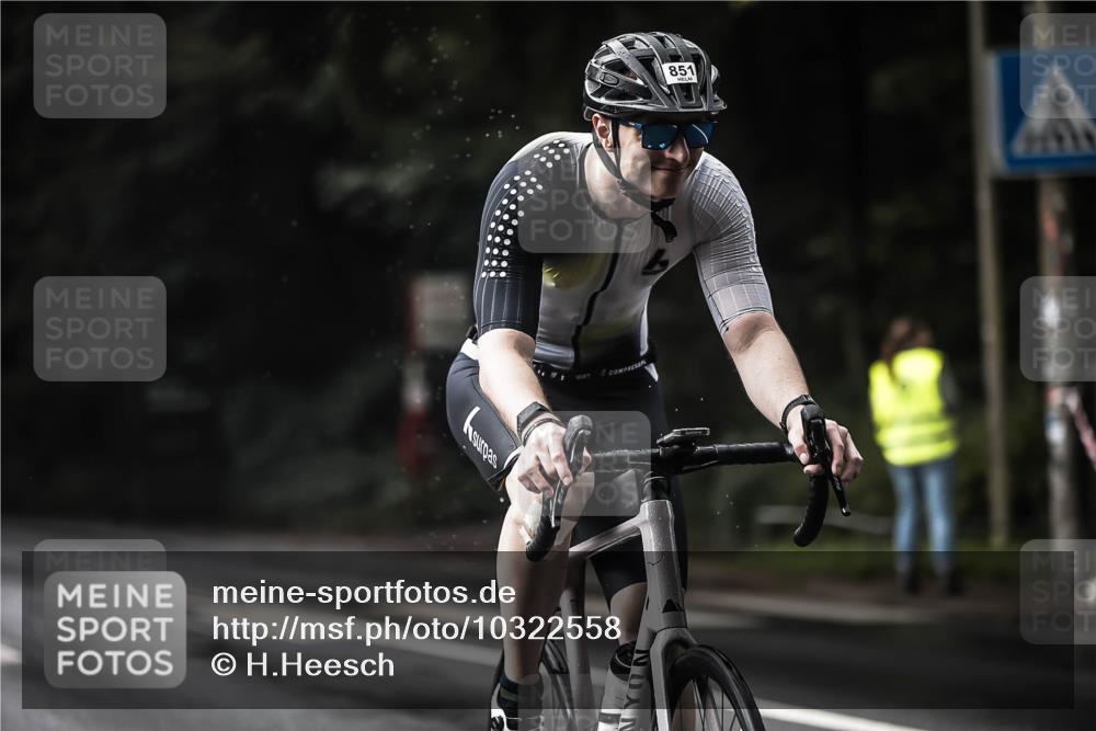 13.09.2026 - Stadtparktriathlon H.Heesch http://msf.ph/oto/10322558 13.09.2026 11:59:38 Radfahren 832, 851, 902, 957, 971, 1045, 1057, 1066 meine-sportfotos.de