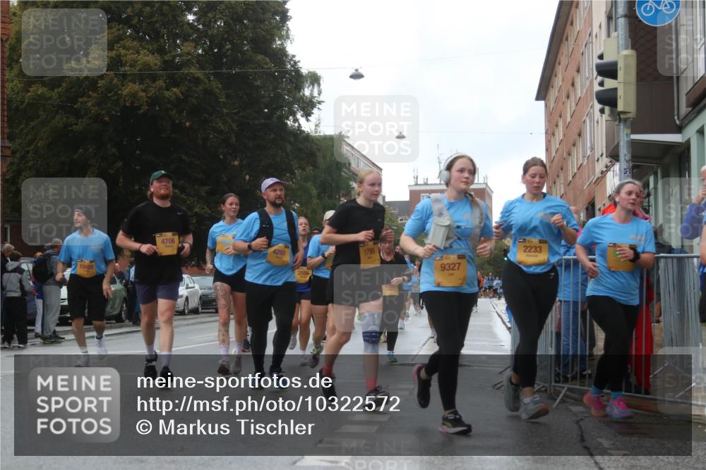 13.09.2026 - Kiel Lauf Markus Tischler http://msf.ph/oto/10322572 13.09.2026 10:57:46 Fleethörn 10420, 4706, 4261, 2558, 1795, 9327, 2233 meine-sportfotos.de