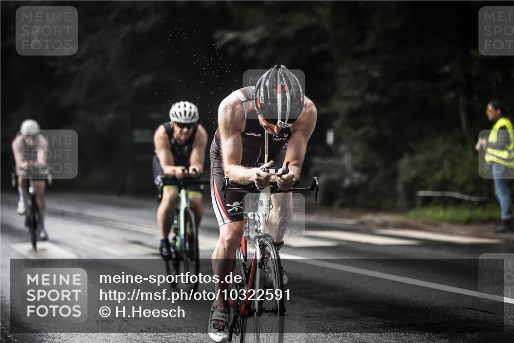 13.09.2026 - Stadtparktriathlon H.Heesch http://msf.ph/oto/10322591 13.09.2026 11:59:41 Radfahren 832, 851, 971, 1045, 1055, 1057 meine-sportfotos.de