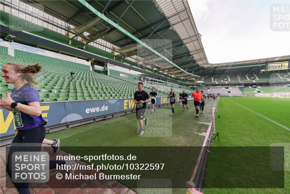 13.09.2026 - 21. swb-Marathon Bremen Michael Burmester http://msf.ph/oto/10322597 13.09.2026 13:23:54 Laufen im Stadion 137, 160, 182, 211, 324, 434, 533, 548, 571, 609, 708, 721, 723, 739, 743, 752, 892, 1157, 1178, 1259, 1273, 1331, 1463, 1471, 1597, 1598, 1691, 1746, 1788, 1883, 1944, 2095, 2211, 2213, 2252, 2286, 2312, 2323, 2433, 2445, 2465, 2475, 2483, 2495, 2497, 2503, 2504, 2526, 2571, 2644, 2768, 2776, 2936, 2968, 3252, 3282, 3288, 3289, 3292, 3298, 3306, 3312, 3347, 3364, 3381, 3395, 3423, 3447, 3505, 3530, 3559, 3727, 3770, 3819, 4020, 4054, 4231, 4406, 4407, 4431, 4466, 4467, 4584 meine-sportfotos.de