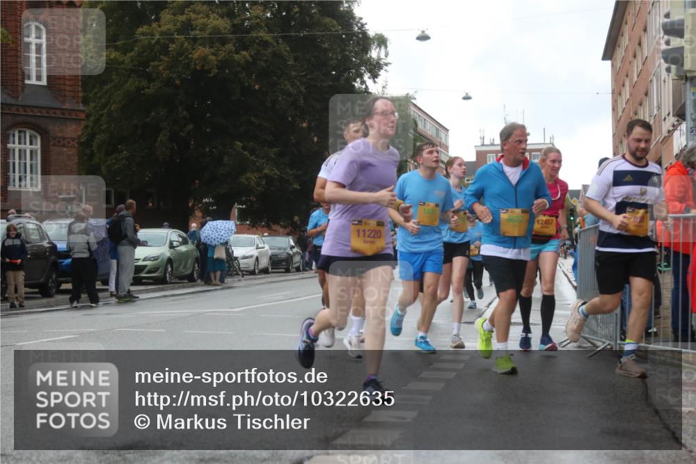 13.09.2026 - Kiel Lauf Markus Tischler http://msf.ph/oto/10322635 13.09.2026 10:57:58 Fleethörn 11220, 1835, 7700, 12457 meine-sportfotos.de