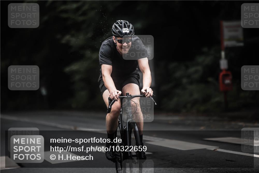 13.09.2026 - Stadtparktriathlon H.Heesch http://msf.ph/oto/10322659 13.09.2026 13:08:41 Radfahren 1212, 1214, 1237, 1239, 1294, 1376 meine-sportfotos.de