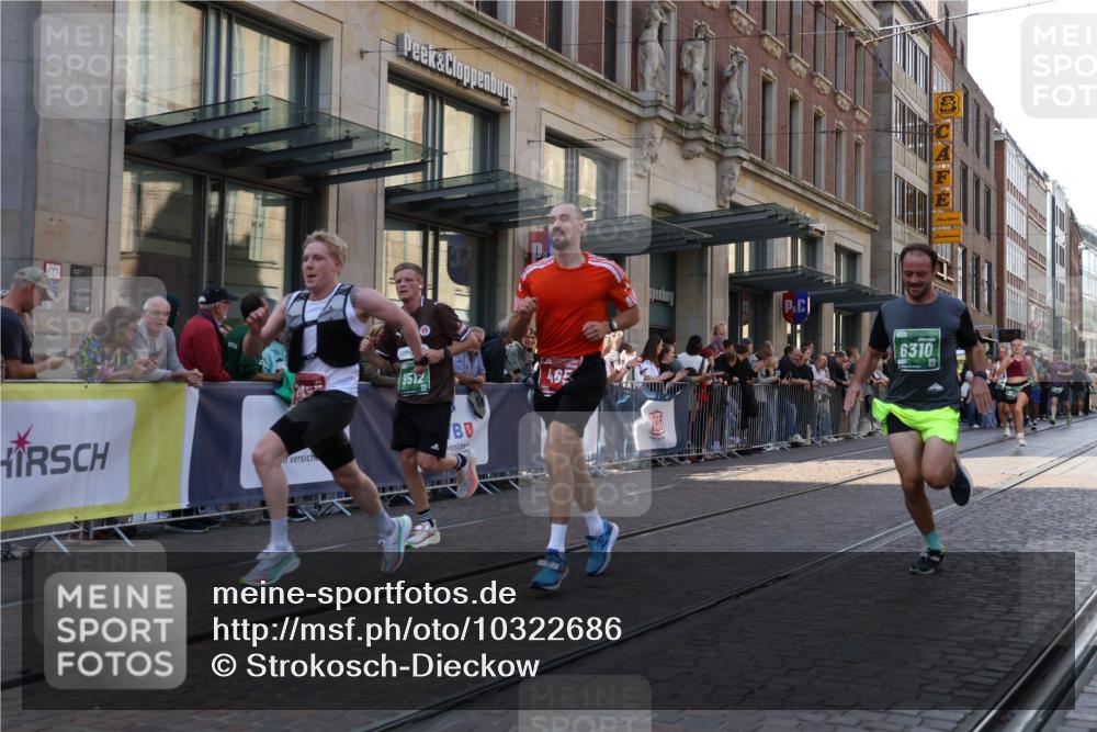 13.09.2026 - 21. swb-Marathon Bremen Strokosch-Dieckow http://msf.ph/oto/10322686 13.09.2026 13:18:46 Ziel 189, 307, 666, 1599, 2007, 2390, 2535, 4819, 4857, 4916, 5172, 5277, 6137, 6310, 6633, 7154, 7602, 7647, 7686, 7791, 9512, 13184, 465, 2055, 2324, 2948, 3631, 4120, 4413, 4642, 5307, 5867, 6293, 6294, 6787, 6818, 7104, 7163, 7245, 7602, 7731, 8404, 8540, 8743, 8872, 9019, 9275, 9327, 9833 meine-sportfotos.de