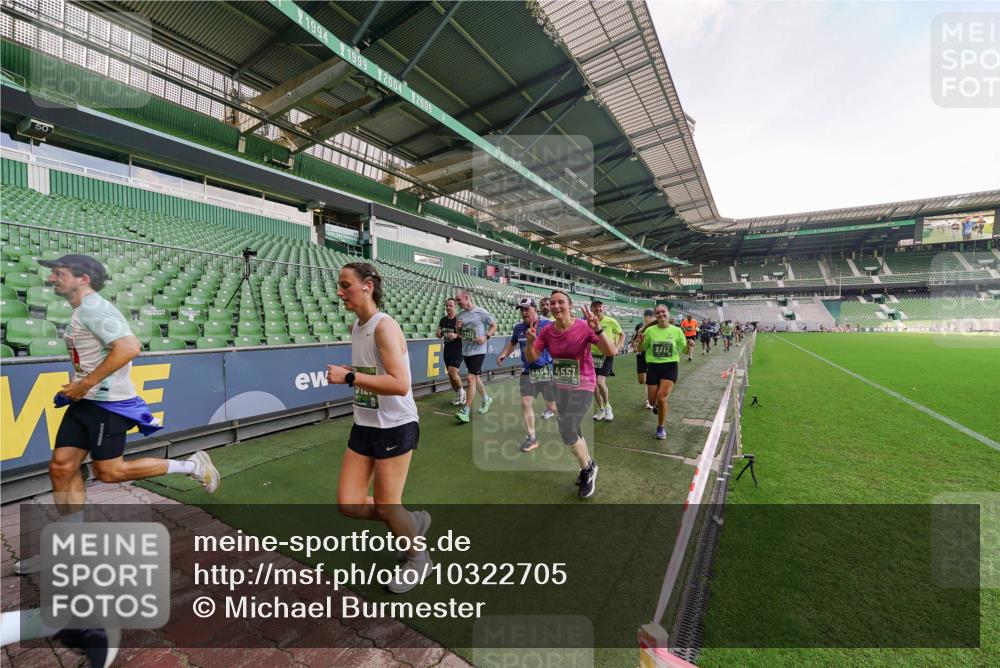13.09.2026 - 21. swb-Marathon Bremen Michael Burmester http://msf.ph/oto/10322705 13.09.2026 13:24:05 Laufen im Stadion 137, 160, 182, 294, 324, 434, 533, 548, 609, 708, 721, 723, 739, 743, 752, 892, 1178, 1273, 1331, 1463, 1471, 1491, 1597, 1598, 1691, 1746, 1788, 1944, 2095, 2211, 2213, 2252, 2267, 2286, 2312, 2323, 2433, 2445, 2465, 2475, 2483, 2495, 2497, 2503, 2526, 2554, 2571, 2644, 2768, 2776, 2936, 2968, 3252, 3282, 3288, 3289, 3292, 3298, 3306, 3312, 3347, 3364, 3381, 3395, 3423, 3447, 3505, 3530, 3559, 3727, 3770, 3819, 4054, 4231, 4406, 4407, 4466, 4467 meine-sportfotos.de