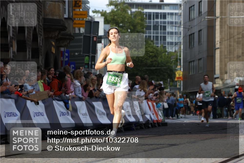 13.09.2026 - 21. swb-Marathon Bremen Strokosch-Dieckow http://msf.ph/oto/10322708 13.09.2026 13:09:50 Ziel 1034, 3197, 4473, 4782, 4895, 5111, 6652, 8759, 9789, 9866, 538, 623, 1723, 1975, 2020, 4781, 5627, 8835, 9817 meine-sportfotos.de