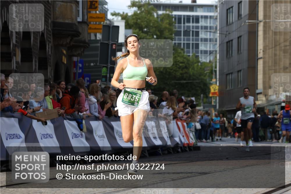 13.09.2026 - 21. swb-Marathon Bremen Strokosch-Dieckow http://msf.ph/oto/10322724 13.09.2026 13:09:50 Ziel 1034, 3197, 4473, 4782, 4895, 5111, 6652, 8759, 9789, 9866, 538, 623, 1723, 1975, 2020, 4781, 5627, 8835, 9817 meine-sportfotos.de