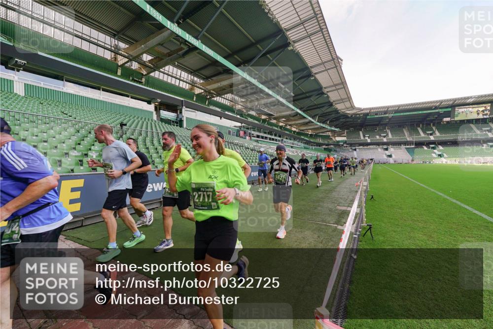 13.09.2026 - 21. swb-Marathon Bremen Michael Burmester http://msf.ph/oto/10322725 13.09.2026 13:24:07 Laufen im Stadion 137, 182, 294, 324, 434, 533, 548, 609, 708, 721, 723, 739, 743, 752, 892, 1178, 1273, 1331, 1463, 1471, 1491, 1515, 1597, 1598, 1691, 1746, 1788, 1944, 2095, 2211, 2213, 2252, 2267, 2286, 2312, 2323, 2433, 2445, 2465, 2475, 2483, 2495, 2497, 2503, 2526, 2554, 2571, 2644, 2768, 2776, 2936, 2968, 3252, 3282, 3288, 3289, 3292, 3298, 3306, 3312, 3347, 3364, 3381, 3395, 3423, 3447, 3505, 3530, 3559, 3727, 3770, 3819, 4054, 4231, 4406, 4407, 4466, 4467 meine-sportfotos.de