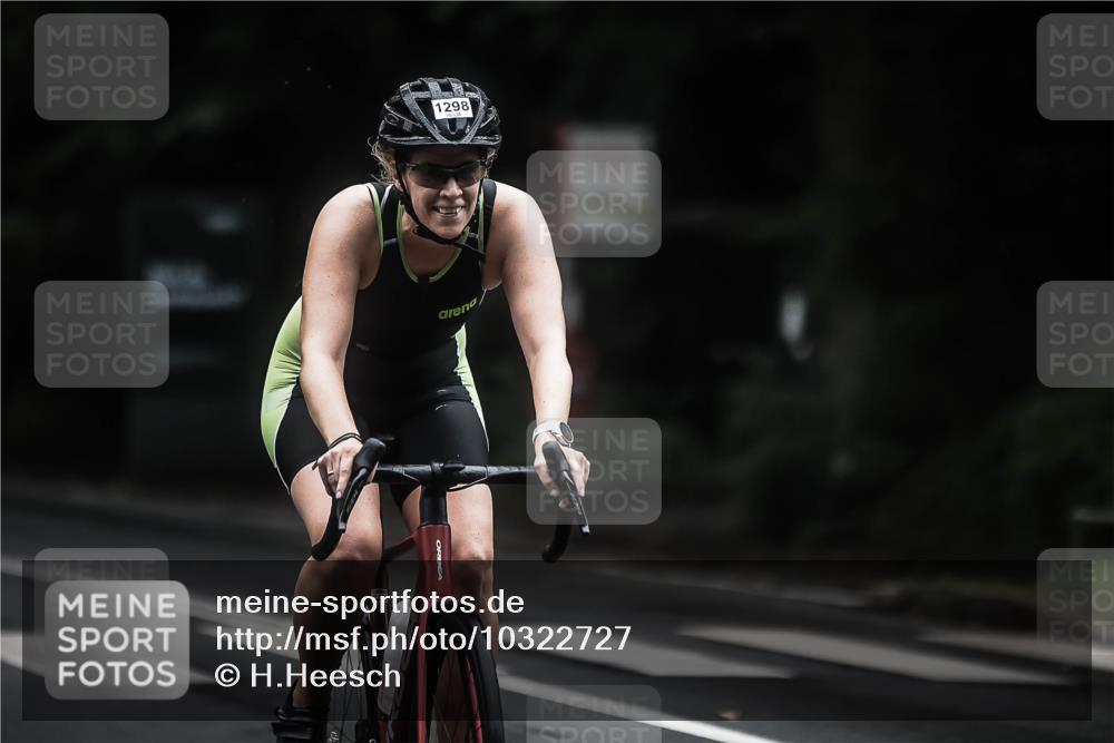 13.09.2026 - Stadtparktriathlon H.Heesch http://msf.ph/oto/10322727 13.09.2026 13:08:51 Radfahren 1162, 1298, 1370, 1397 meine-sportfotos.de