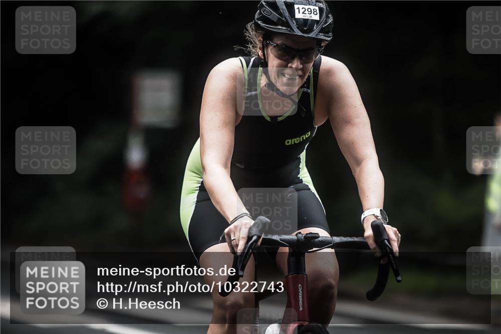 13.09.2026 - Stadtparktriathlon H.Heesch http://msf.ph/oto/10322743 13.09.2026 13:08:51 Radfahren 1162, 1298, 1370, 1397 meine-sportfotos.de
