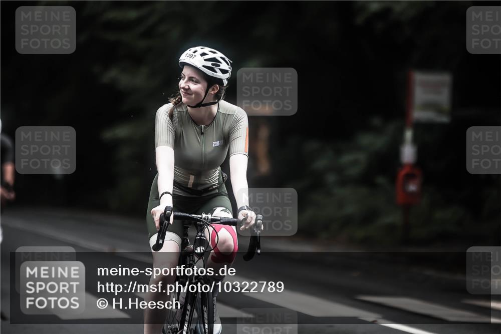 13.09.2026 - Stadtparktriathlon H.Heesch http://msf.ph/oto/10322789 13.09.2026 13:08:58 Radfahren 1162, 1319, 1397 meine-sportfotos.de