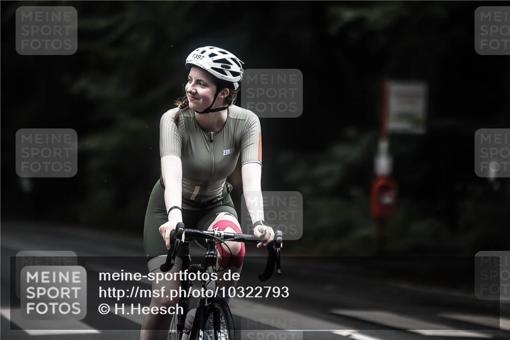 13.09.2026 - Stadtparktriathlon H.Heesch http://msf.ph/oto/10322793 13.09.2026 13:08:58 Radfahren 1162, 1319, 1397 meine-sportfotos.de