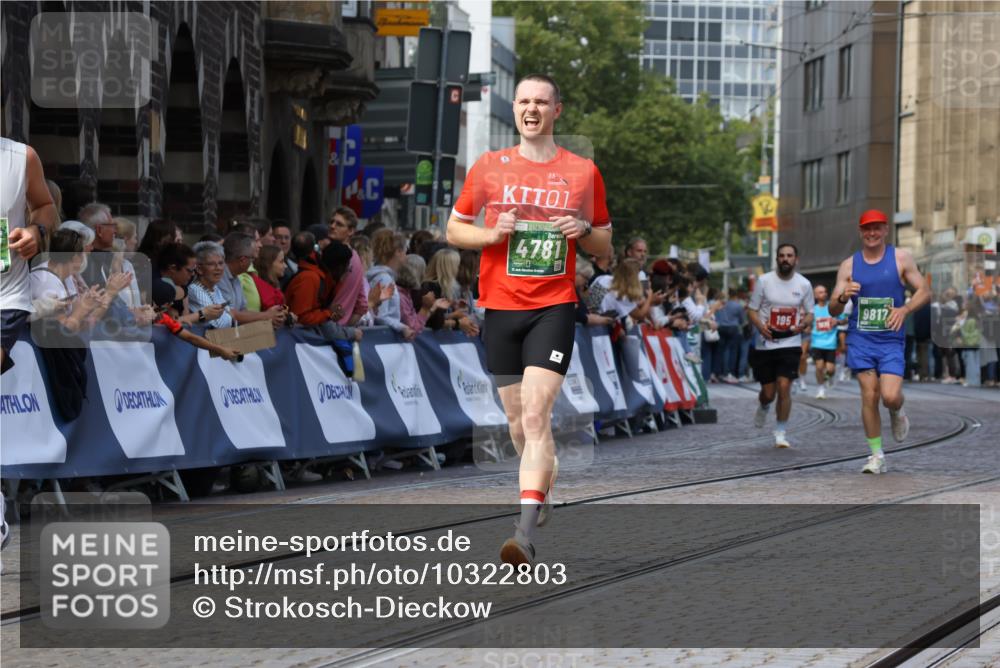 13.09.2026 - 21. swb-Marathon Bremen Strokosch-Dieckow http://msf.ph/oto/10322803 13.09.2026 13:09:58 Ziel 195, 2750, 4473, 4782, 6652, 9241, 538, 623, 957, 2020, 4781, 5627, 9817 meine-sportfotos.de