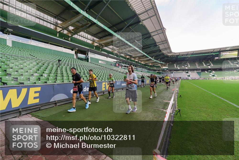 13.09.2026 - 21. swb-Marathon Bremen Michael Burmester http://msf.ph/oto/10322811 13.09.2026 13:24:17 Laufen im Stadion 137, 182, 213, 294, 324, 434, 505, 533, 548, 609, 708, 721, 723, 739, 743, 752, 892, 1178, 1273, 1331, 1463, 1471, 1491, 1515, 1597, 1598, 1746, 1788, 1944, 2095, 2211, 2213, 2252, 2267, 2286, 2312, 2323, 2433, 2445, 2465, 2475, 2483, 2495, 2497, 2503, 2526, 2554, 2571, 2644, 2768, 2776, 2833, 2936, 2968, 3211, 3252, 3282, 3288, 3289, 3292, 3298, 3306, 3312, 3347, 3364, 3381, 3395, 3423, 3447, 3505, 3559, 3727, 3770, 3819, 4054, 4231, 4466, 4467 meine-sportfotos.de